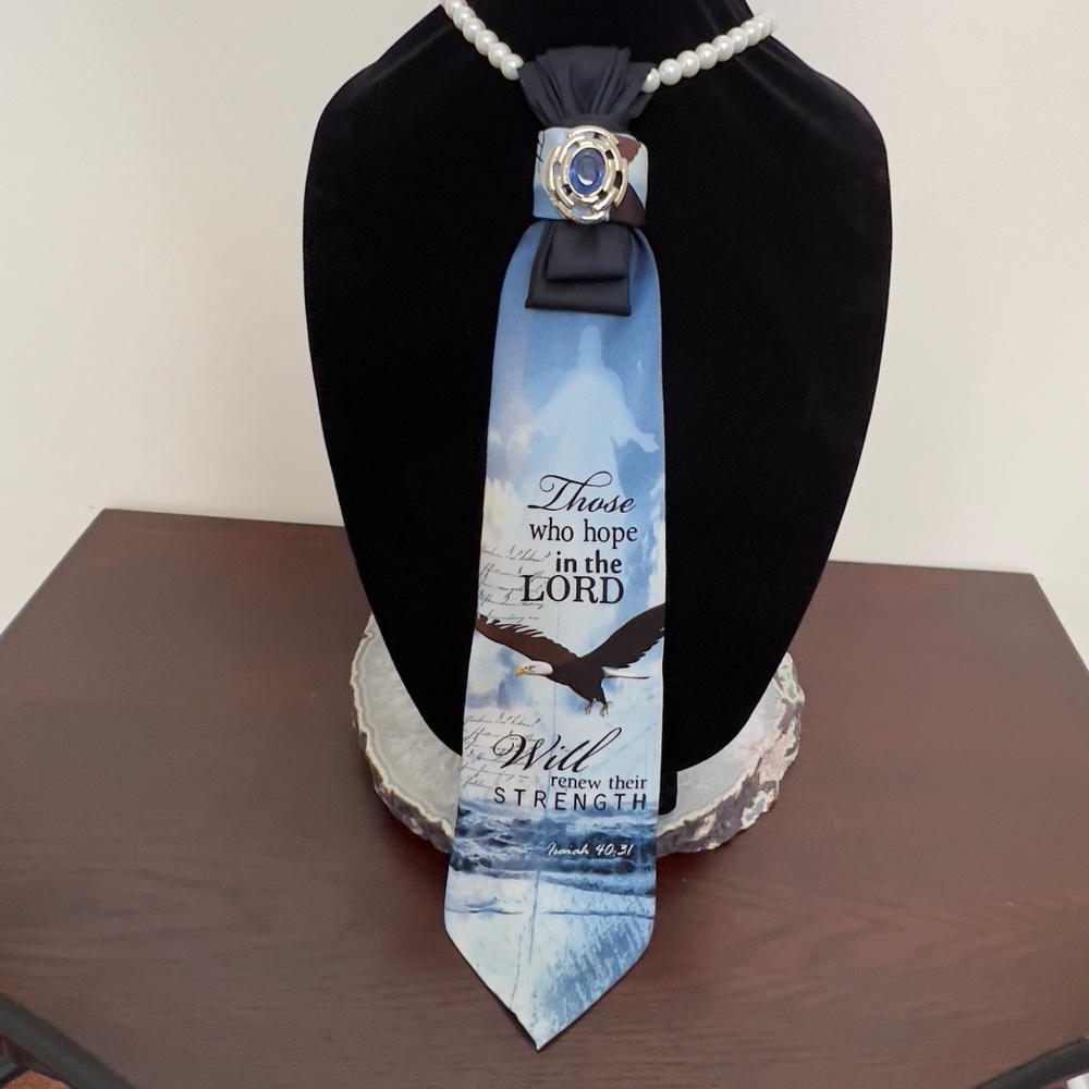 Isaiah 40:31, Renew My Strength, Woman Necktie, Monet Silver/Blue Brooch
